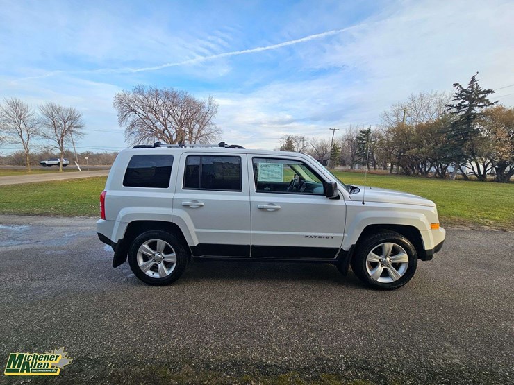 2014-jeep-patriot-image-5