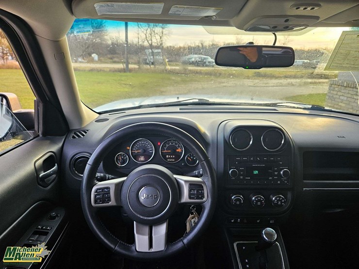 2014-jeep-patriot-image-25