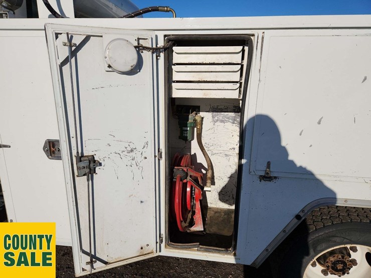 2007-international-durastar-4100-image-21