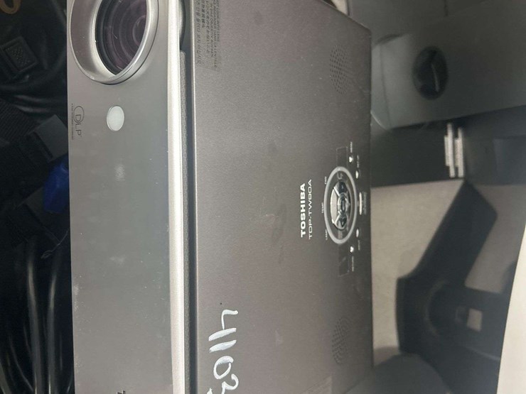 miscellaneous-projectors-image-1