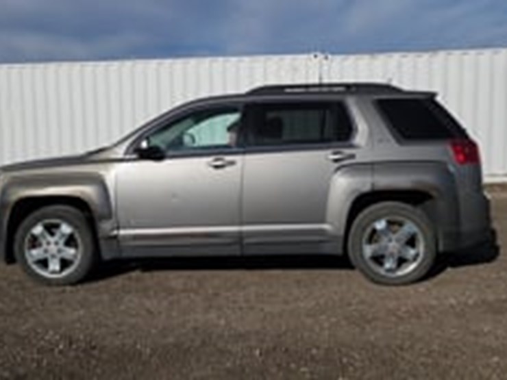 2012-gmc-terrain-slt-image-5