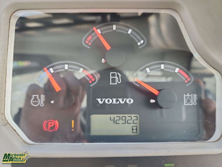 2014-volvo-mct135c-image-25