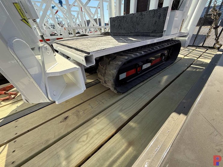 2004-sdp-ez-hauler-image-14