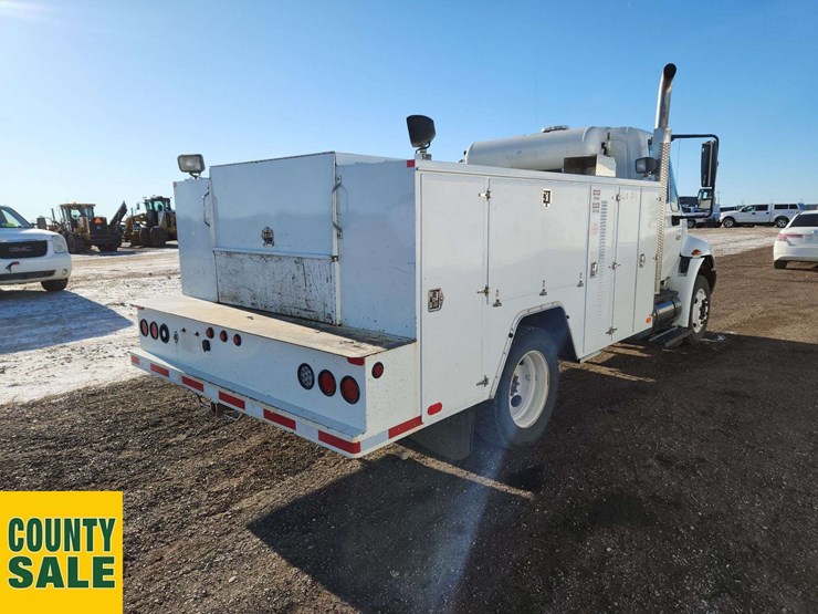 2007-international-durastar-4100-image-5