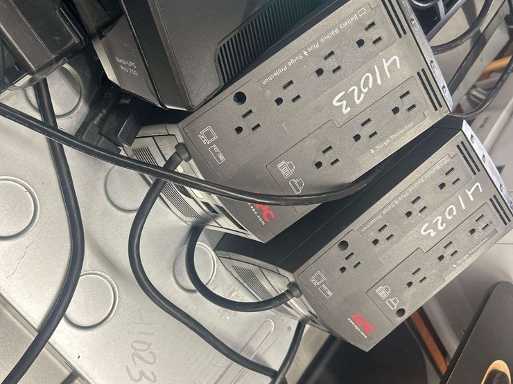 ups-and-power-supplies-image-2