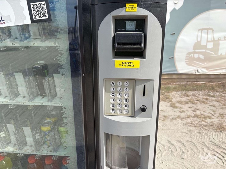 vending-machine-image-5