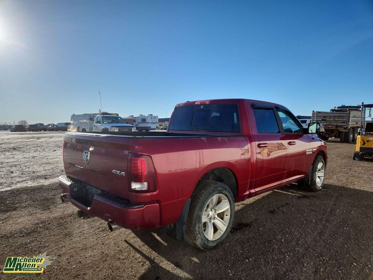 2014-dodge-1500-image-3