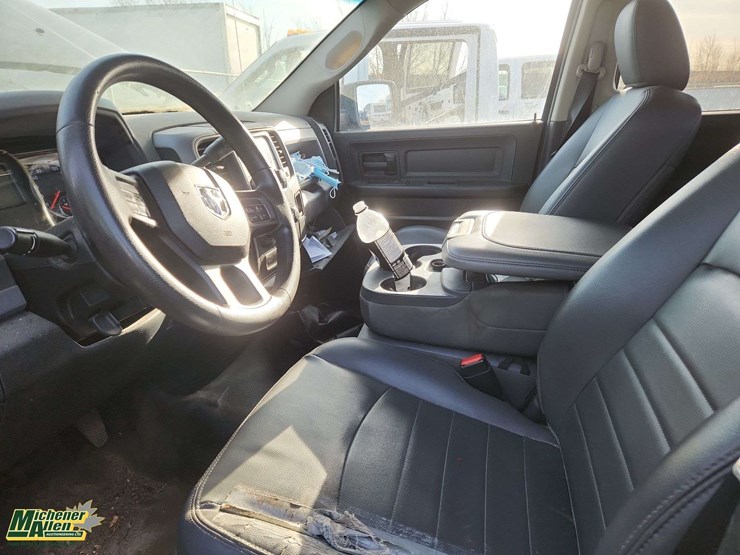 2014-dodge-1500-image-8