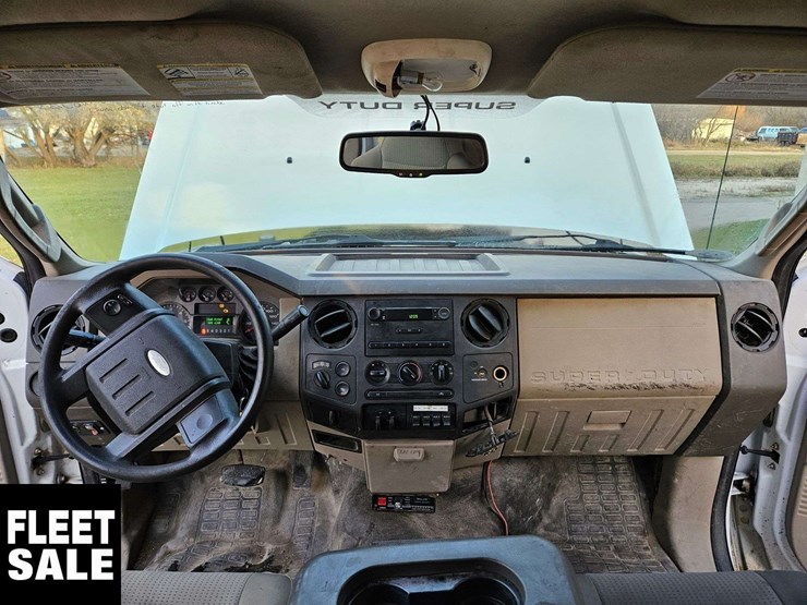 2009-ford-f250-image-25