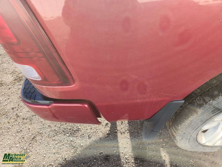 2014-dodge-1500-image-38