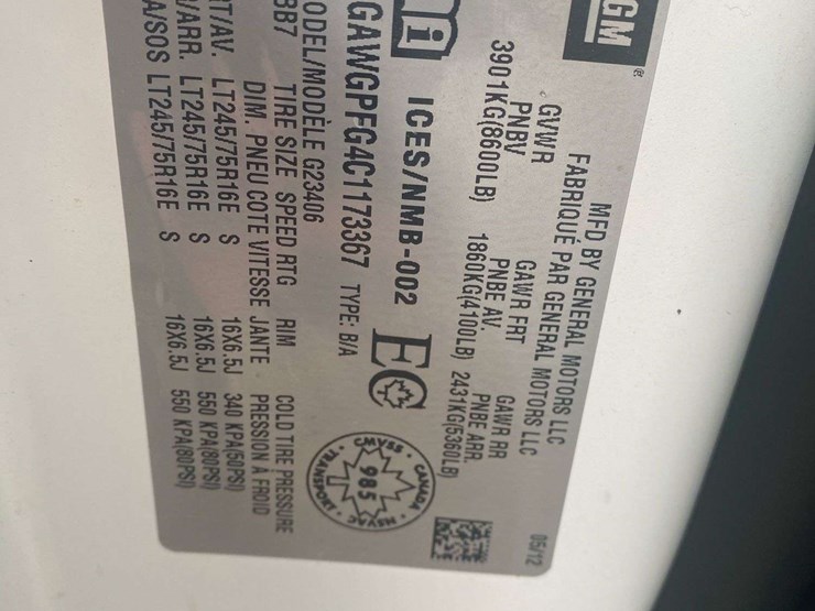 2012-chevrolet-express-2500-image-19