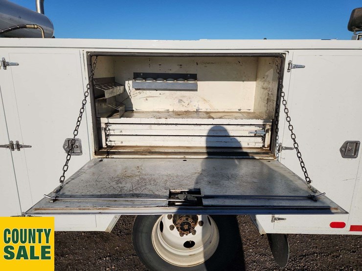 2007-international-durastar-4100-image-22