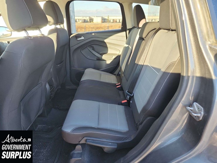 2014-ford-escape-se-image-16