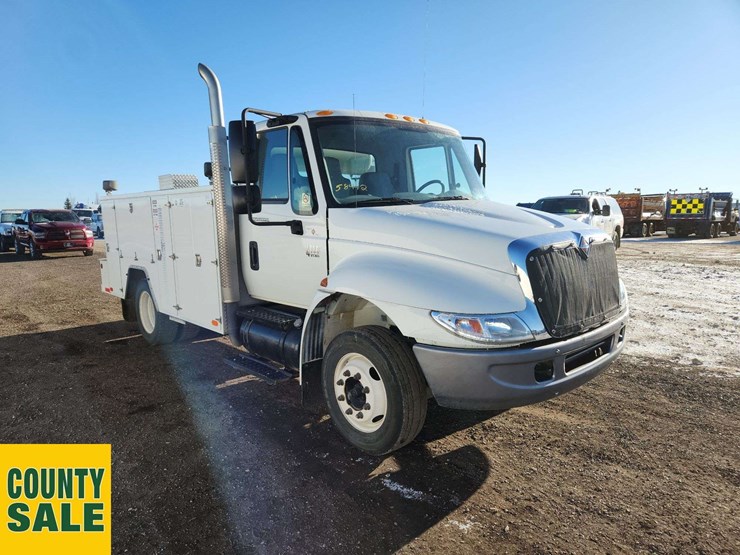 2007-international-durastar-4100-image-7