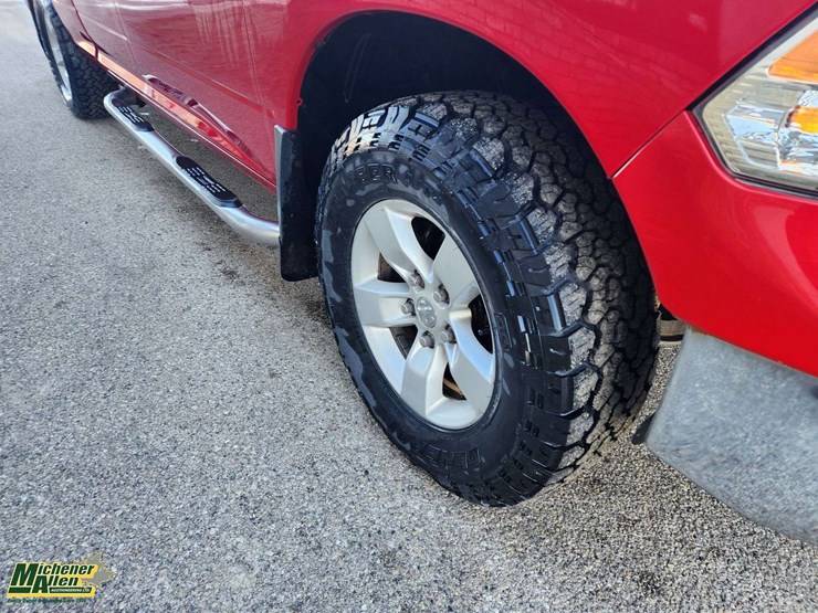 2015-dodge-1500-image-16