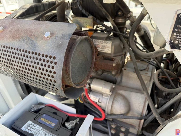 2004-sdp-ez-hauler-image-18