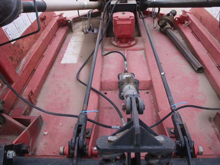 bush-hog-2415-image-12