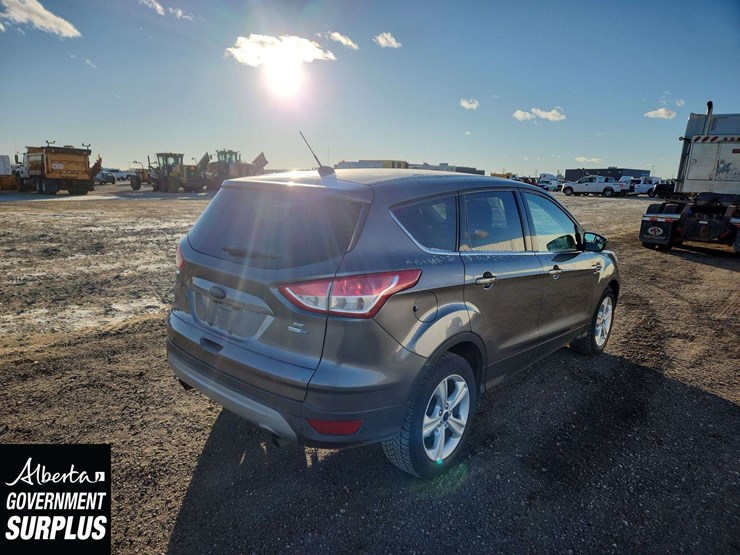 2014-ford-escape-se-image-3