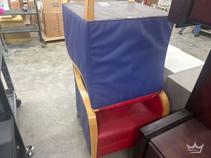 miscellaneous-chairs-image-6