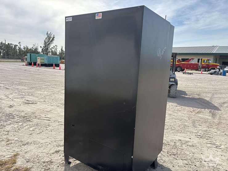 vending-machine-image-2