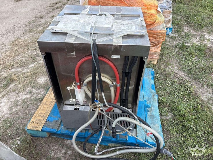 champion-uh130b-image-4