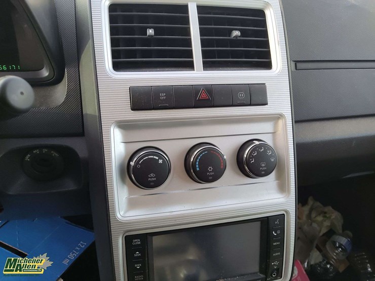 2009-dodge-journey-image-4