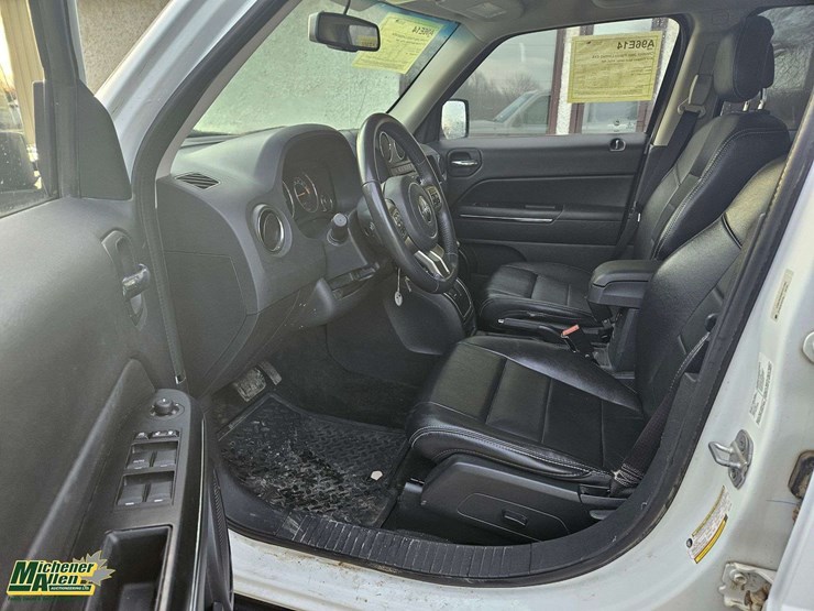 2014-jeep-patriot-image-30