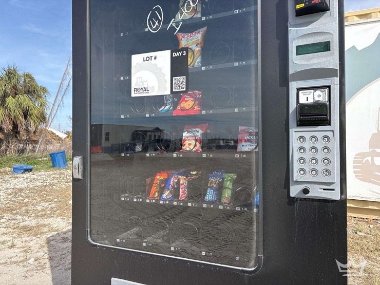 vending-machine-image-5