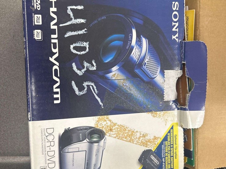 cameras-and-video-camera-image-2