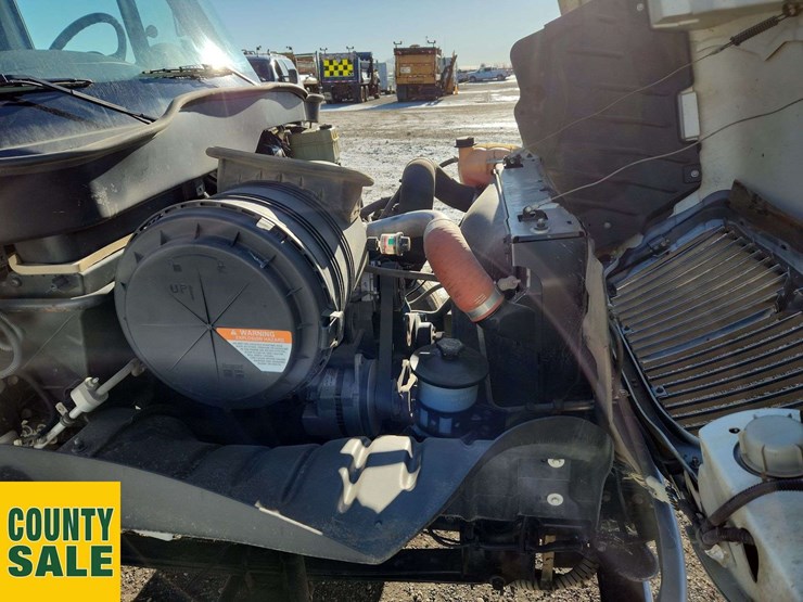 2007-international-durastar-4100-image-30