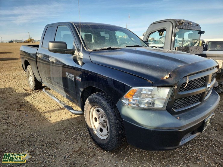 2014-dodge-1500-image-16