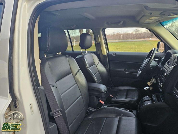 2014-jeep-patriot-image-36