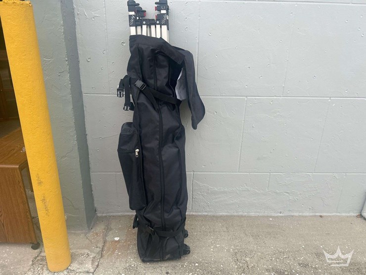 large-pop-up-tent-image-1