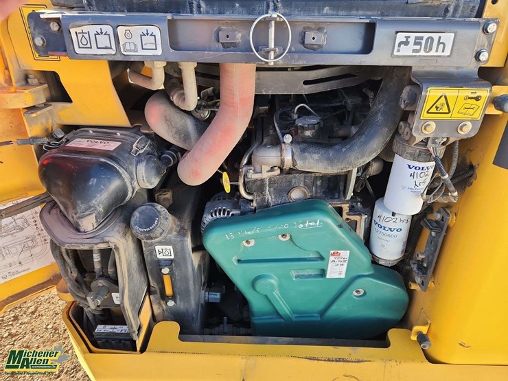 2014-volvo-mct135c-image-14