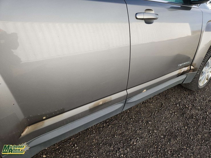 2012-gmc-terrain-slt-image-42