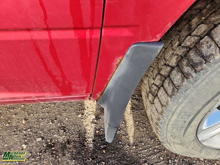 2014-dodge-1500-image-35