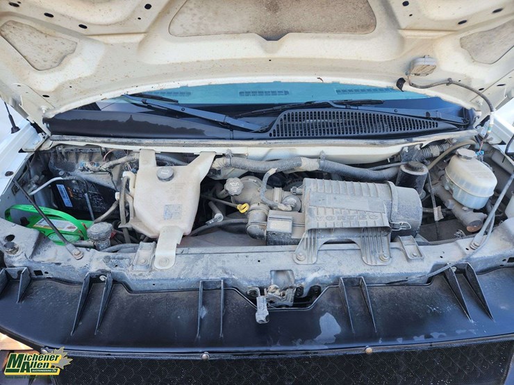 2012-chevrolet-express-2500-image-18