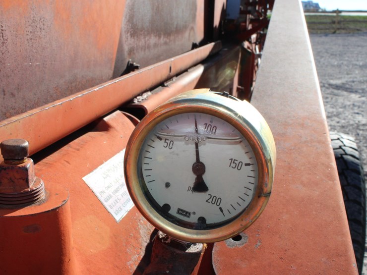 new-holland-273-image-18