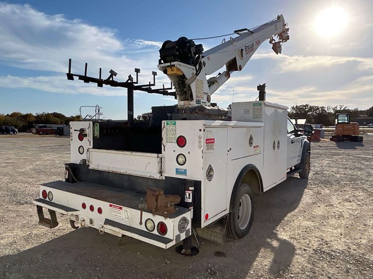 2017-ford-f550-image-3