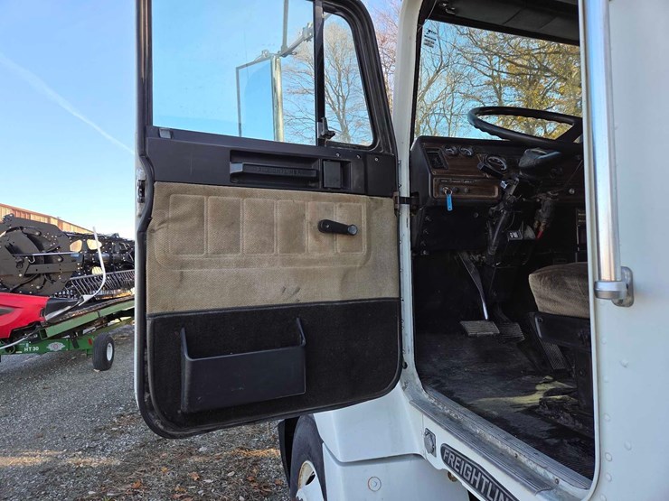 freightliner-image-38