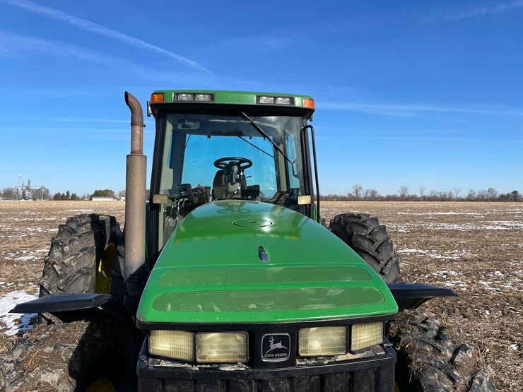 john-deere-8200-image-5