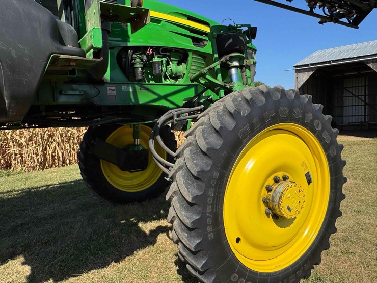 2011-john-deere-4730-image-8