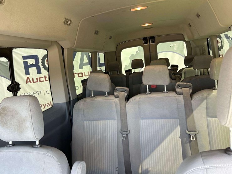 2017-ford-transit-350-passenger-van-image-20
