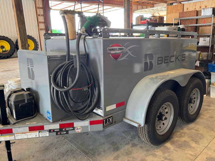 2023-thunder-creek-equipment-ev-750-image-1