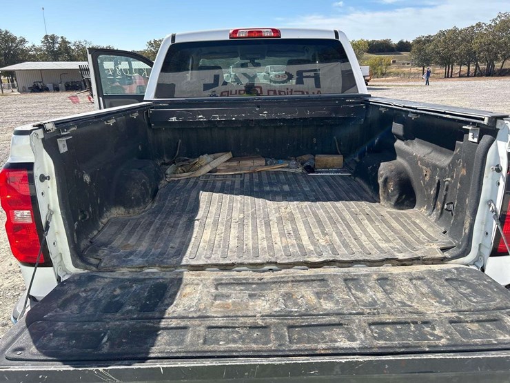 2014-chevrolet-silverado-1500-image-18