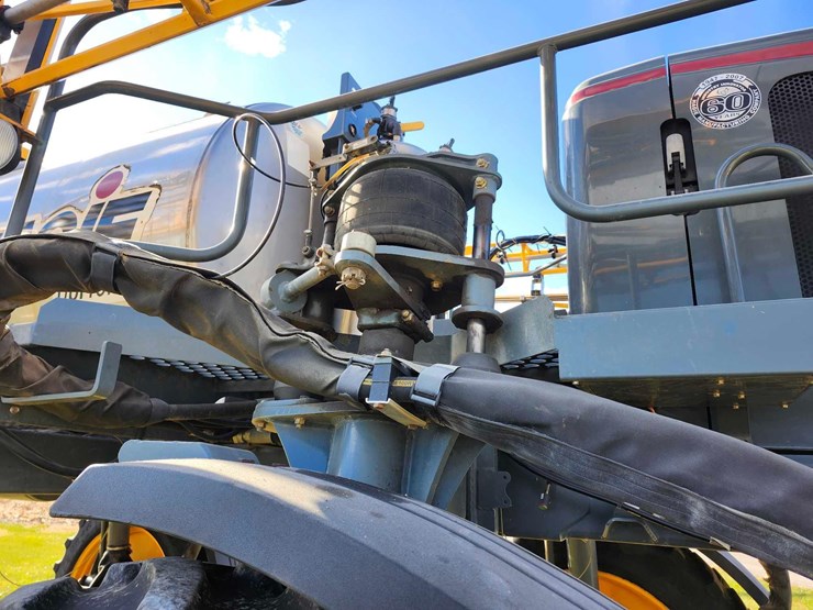 hagie-sts12-image-11