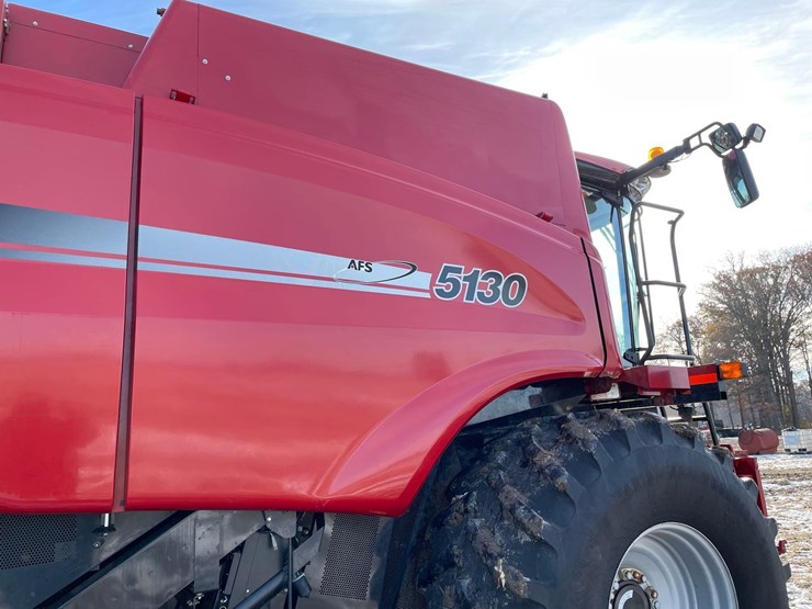 2014-case-ih-5130-image-39