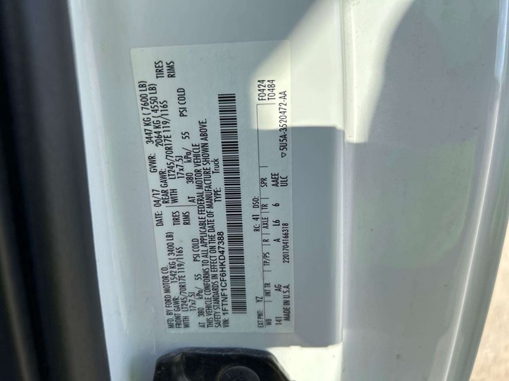 2017-ford-f150-image-5