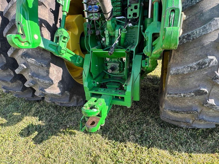 2013-john-deere-8285r-image-5