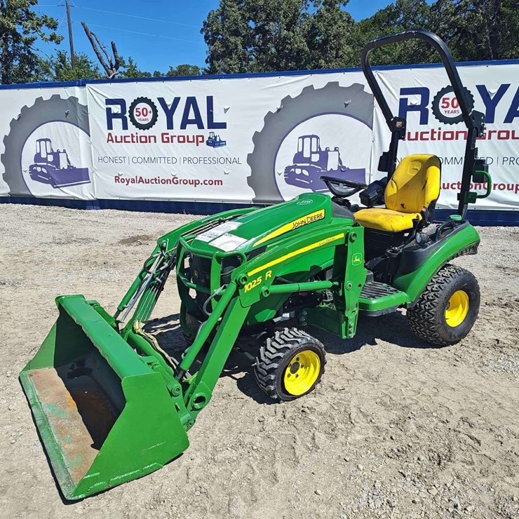 2019 JOHN DEERE 1025R